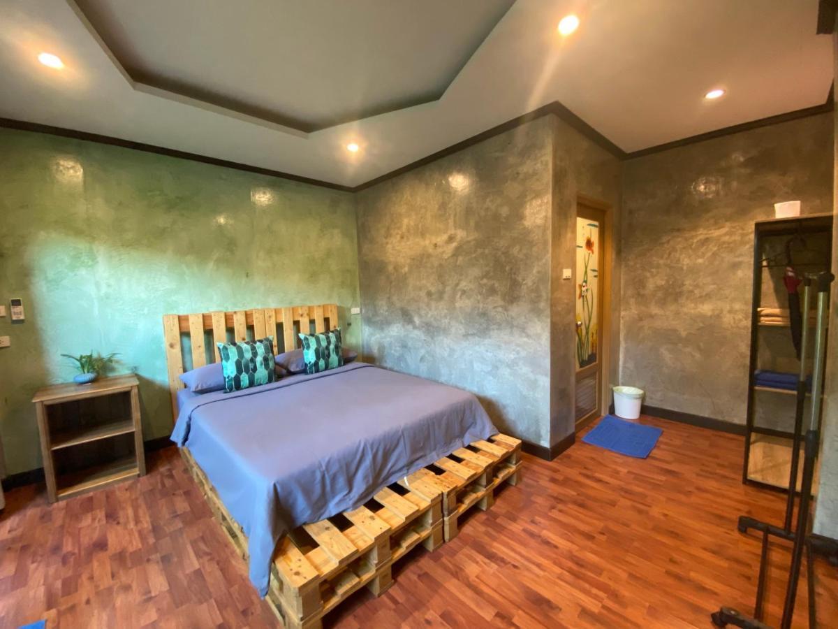 Baan Rabieng Talay Homestayบ้านระเบียงทะเล โฮมสเตย์เกาะกูด Ko Kut Exterior foto